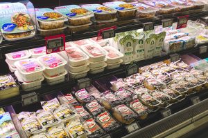 tofu packages vegan foods finnish supermarket shelf 300x200 国际 | 可持续食品一周快讯：芬兰营养指南引爆植物基热潮，精密发酵产量提升30%，食品级薄膜回收开启中试