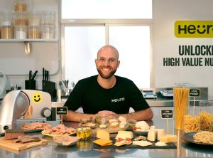 西班牙植物基肉企Heura首次实现盈利——行业逆风中跑出正增长,植物基商业模式可行性证明 屏幕截图 2026 05 16 192231 300x222 西班牙植物基肉企Heura首次实现盈利——行业逆风中跑出正增长,植物基商业模式可行性证明